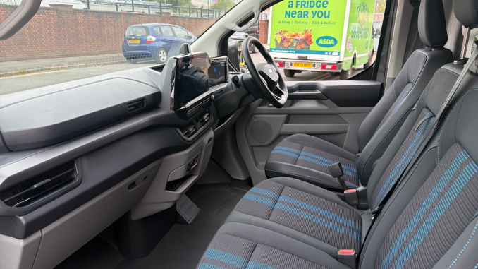 Ford Transit Custom 320 L1 Diesel Awd 2.0 EcoBlue 170ps H1 Van Sport Auto - Image 13